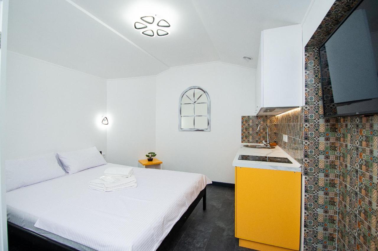 Apartments On Chaykovskogo 16 Odessa Ngoại thất bức ảnh