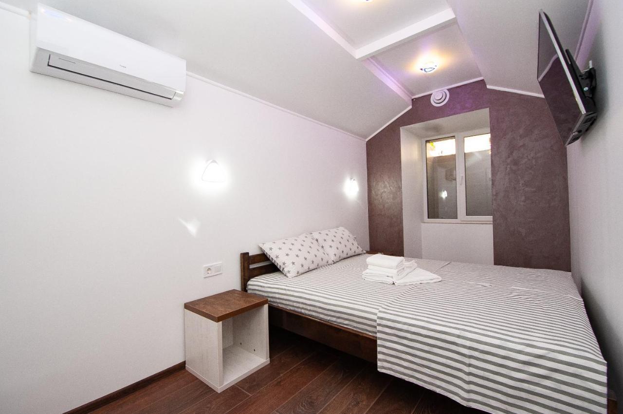Apartments On Chaykovskogo 16 Odessa Ngoại thất bức ảnh