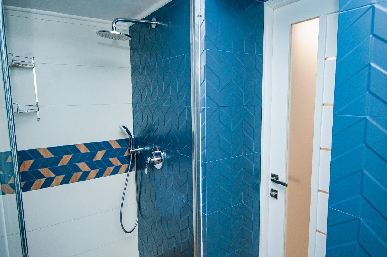 Apartments On Chaykovskogo 16 Odessa Ngoại thất bức ảnh