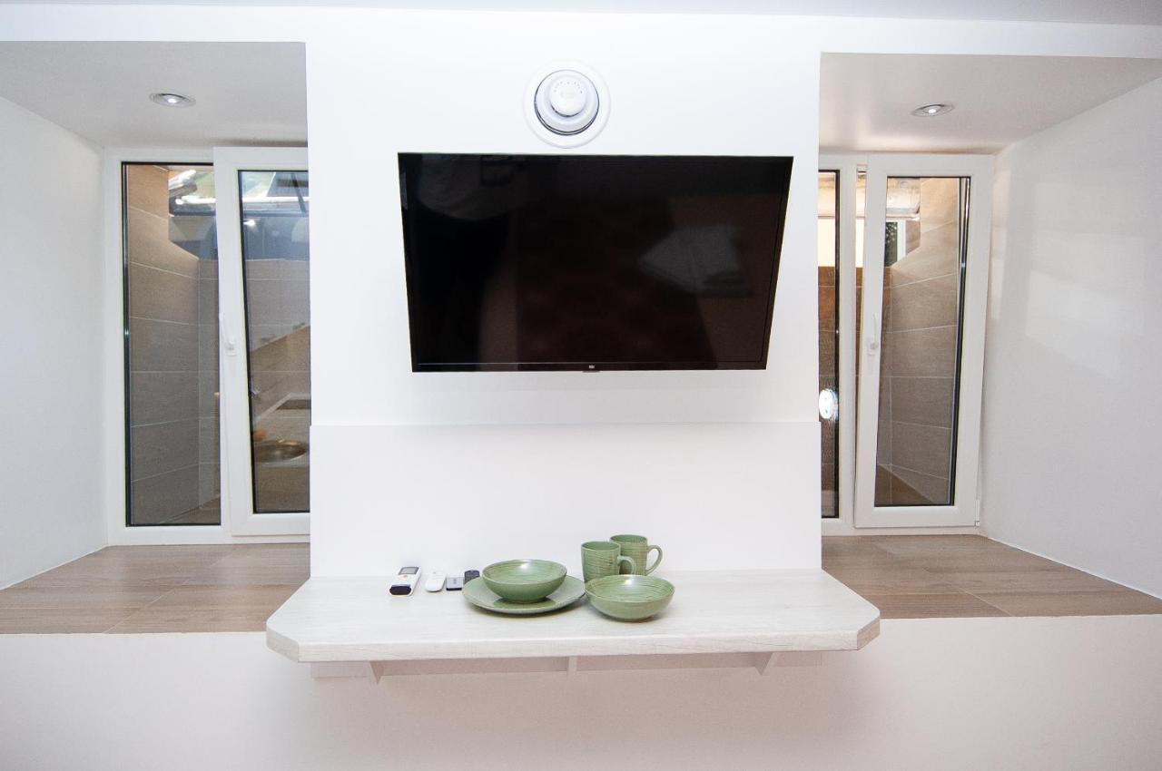 Apartments On Chaykovskogo 16 Odessa Ngoại thất bức ảnh