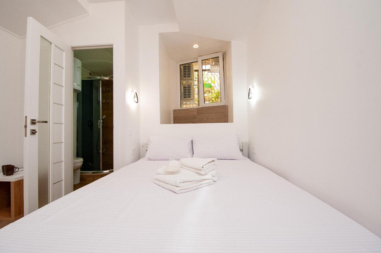 Apartments On Chaykovskogo 16 Odessa Ngoại thất bức ảnh