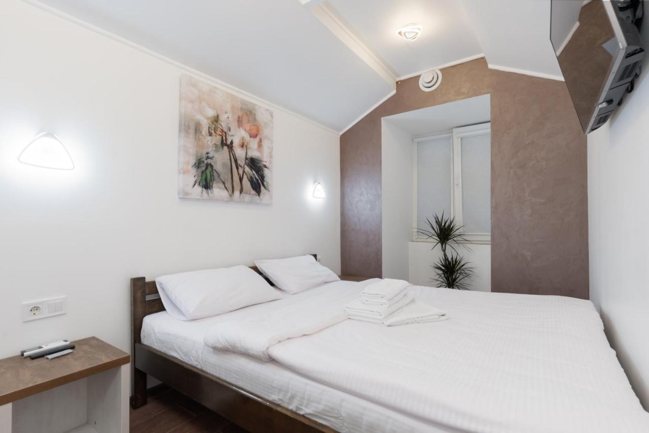 Apartments On Chaykovskogo 16 Odessa Ngoại thất bức ảnh